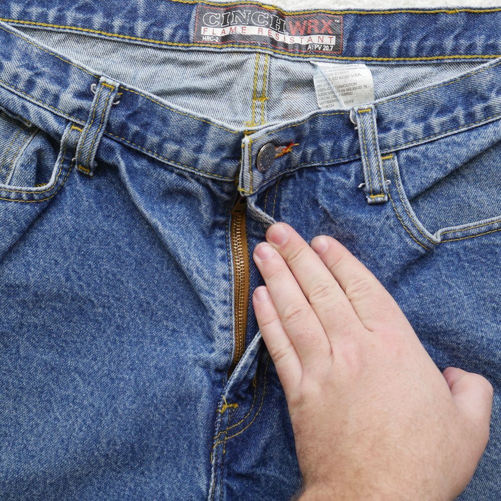 Cinch WRX Jeans Mens 42x36 Flame Resistant FR‎ Blue Denim Workwear HRC-2 - Picture 9 of 15
